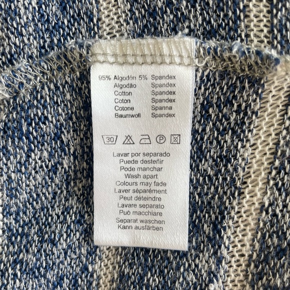 Blue and White Stripped Long Sleeve Sweater -M - Picture 5 of 5